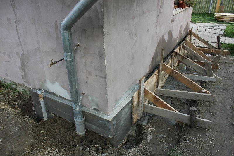 Foundation Underpinning in Leavenworth, KS